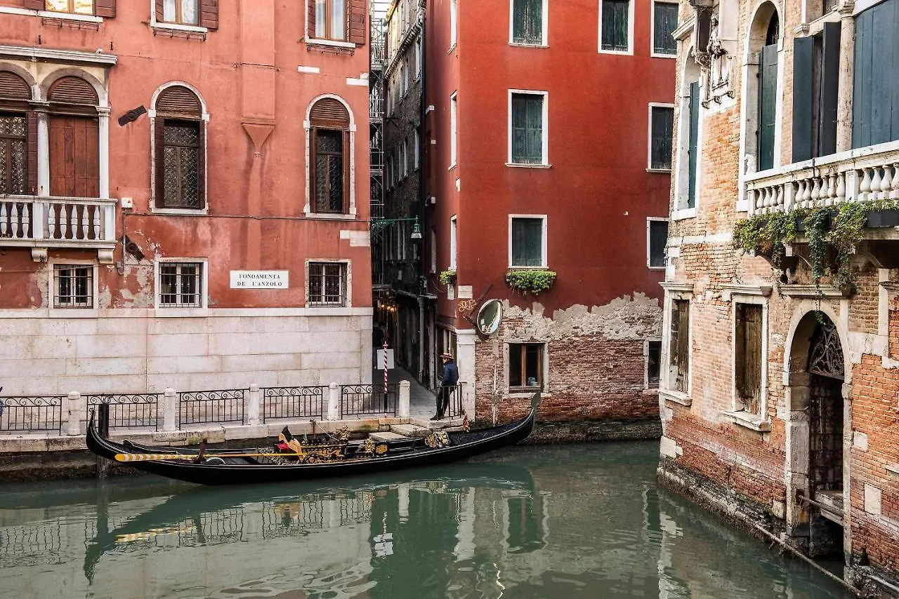 ** Affittacamere Hotel Ca' La Riva Venezia Italia