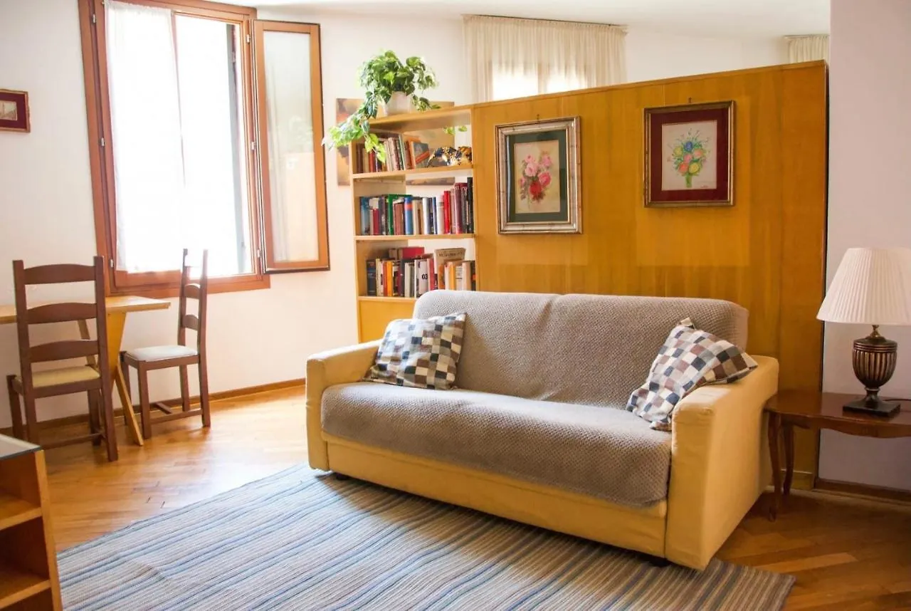 Гостевой дом Anzolo Palace - Rooms & Apartments Венеция