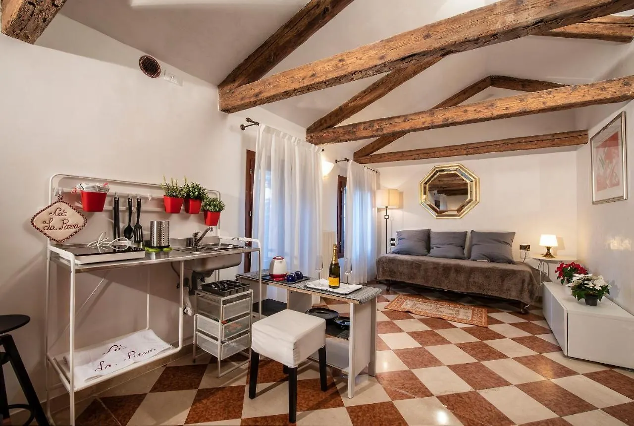 בית הארחה ונציה Anzolo Palace - Rooms & Apartments